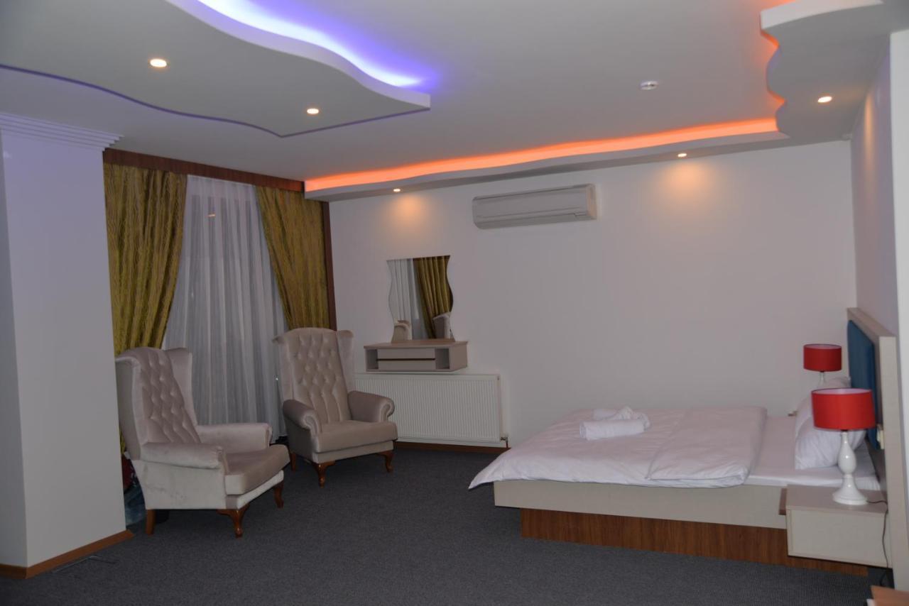 Tevetoglu Hotel Istanbul Bagian luar foto