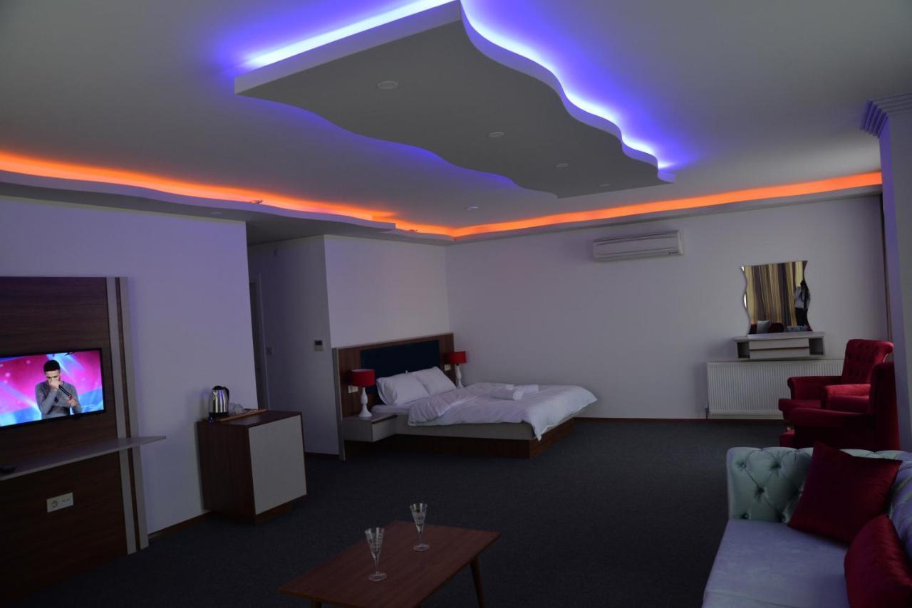 Tevetoglu Hotel Istanbul Bagian luar foto