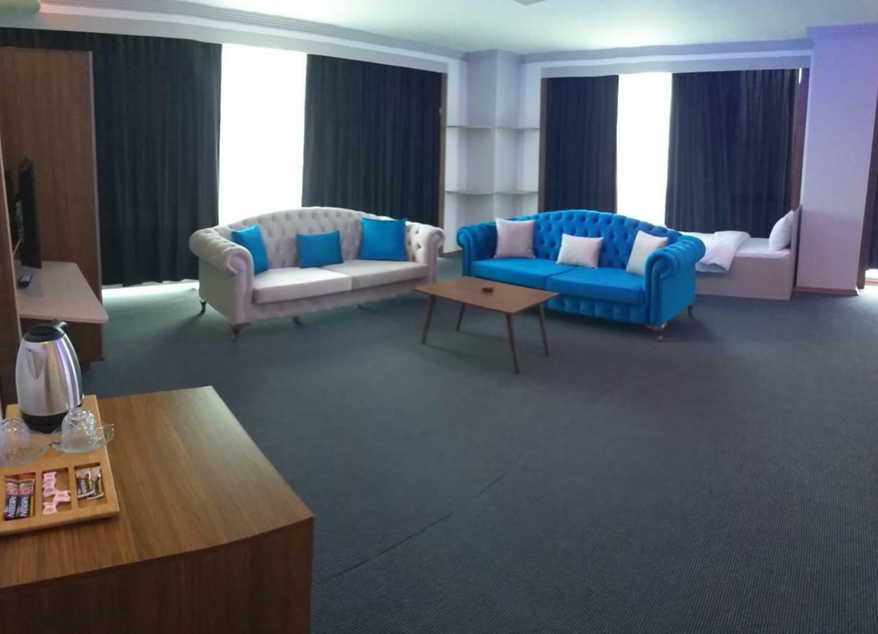Tevetoglu Hotel Istanbul Bagian luar foto