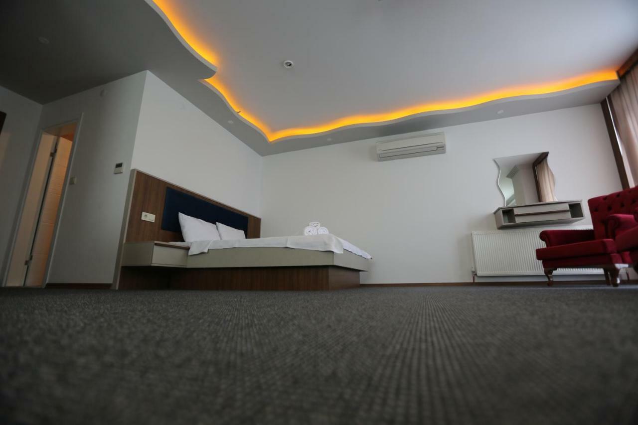 Tevetoglu Hotel Istanbul Bagian luar foto