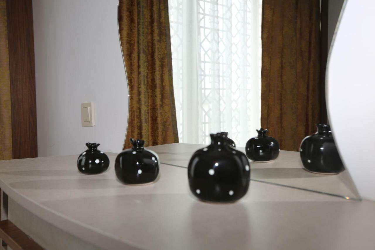 Tevetoglu Hotel Istanbul Bagian luar foto