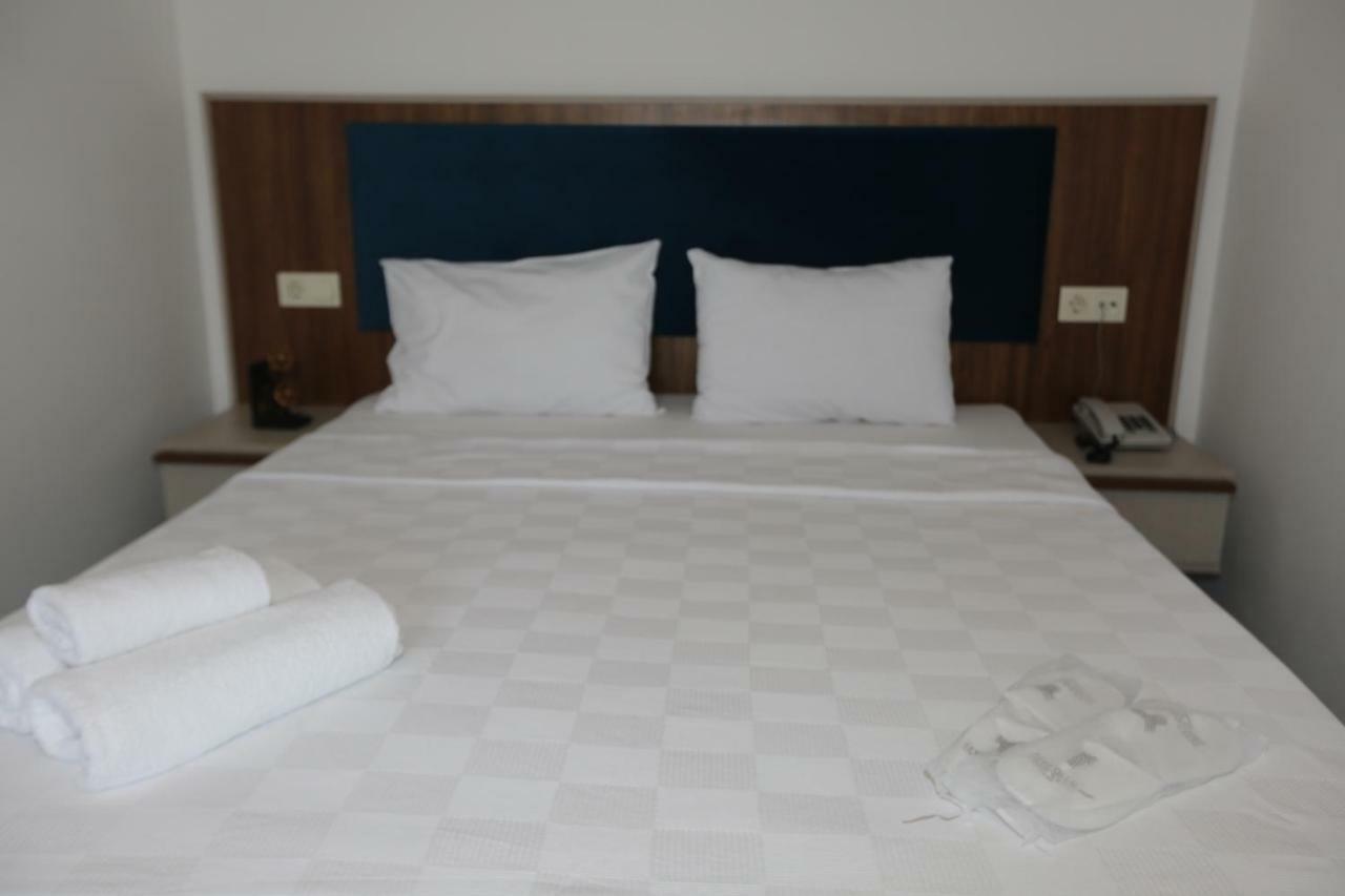 Tevetoglu Hotel Istanbul Bagian luar foto